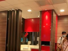 -麦当劳(汉口火车站候车室店)
