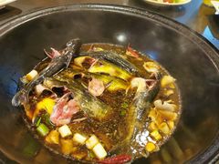 黄辣丁-崔记生活·铁锅炖鱼粘卷子(总店)