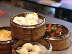 金沙肥猪包-点点心点心专门店(旺角店)