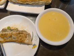 -小街锅贴(护国寺店)