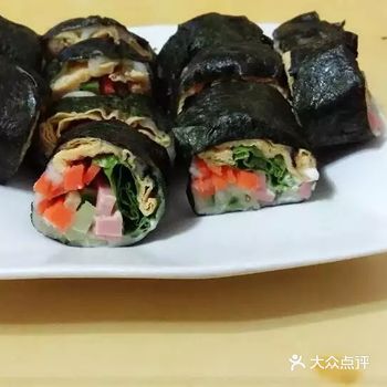 3步快手菜简单方便还减肥---杂蔬海苔卷