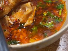 -肖肖酸萝卜鱼火锅(总店)