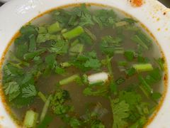 -小杨翘脚牛肉