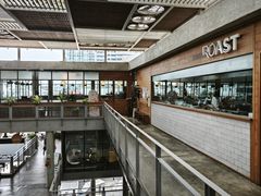 -ROAST coffee & eatery