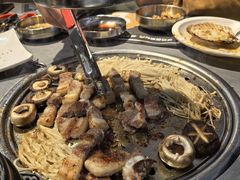 -艺林烤肉城(光明店)