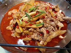 -昱龙大盆牛蛙馆(三兴街总店)