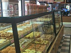 面包甜点陈列柜-味多美蛋糕(古城店)