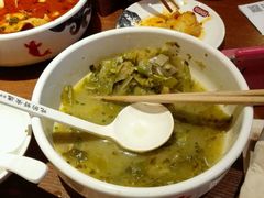 -渝是乎酸菜鱼(龙旗购物中心店)