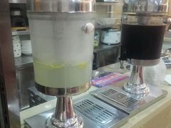 -鲁班小馆(政四街店)
