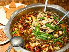 招牌特色冷锅鱼一斤-乡土特色.冷锅鱼.牦牛肉汤锅