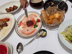 -马克西姆俄罗斯餐厅(通亚街店)