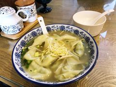 鸡汤菜肉大馄饨-绿杨馄饨店(湖滨新天地店)