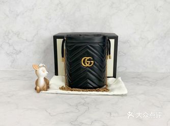 古驰水桶包黑色非常好搭配 什么衣服都可以搭