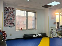-adidas壹跆运动馆(世纪经贸大厦店)
