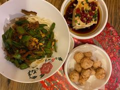 辣爆双拼面-锅儿挑面馆