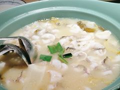 -望蓉城·古法酸菜鱼·川小馆(金桥国际店)