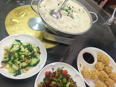 -刘涛酒店(江滩公园店)