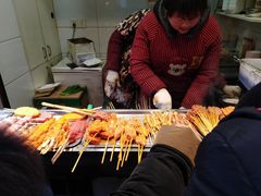 -罗家臭豆腐(百大商贸城小吃街店)