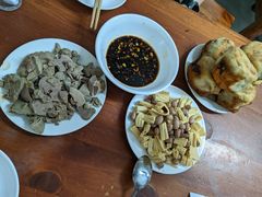 -宝瑞门钉肉饼店