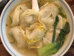 刀鱼馄饨-同得兴 Since·1995 传统苏式面馆(嘉馀坊店)