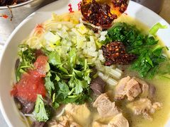 -文山荷鲜居(翠湖店)