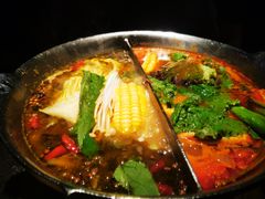 -湊湊火锅·茶憩(新中关购物中心店)