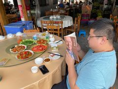 -四川人郑霞海鲜