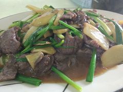姜葱生炒牛肉-星海滋味源餐厅