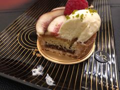 -Salon de The de Joel Robuchon(外滩18号店)