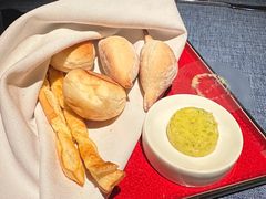 -弦月窗LUNETTE BY AMANDA(复兴路店)