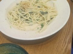 -萨莉亚(百信广场店)