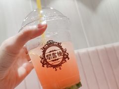 -钟书阁(群光广场店)
