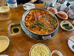 -喇喇排骨火锅·传统韩式脊骨汤(望京西园总店)