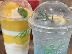 -Chom Cafe and Restaurant