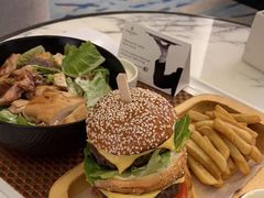 -上海漕河泾万丽酒店