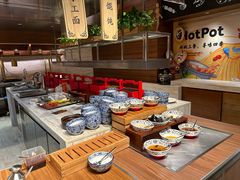 -万荟轩海鲜·粤式点心自助餐厅(蓝海风万怡酒店)