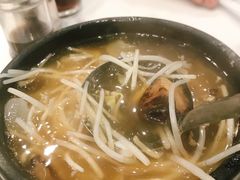 -光海鲜鱼翅餐厅(叻差拉披色路店)