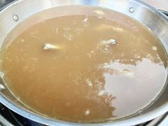 -郑猛记石岐鸽主题餐厅(长江店)