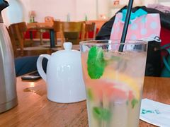 -雕刻时光咖啡馆(南院门店)