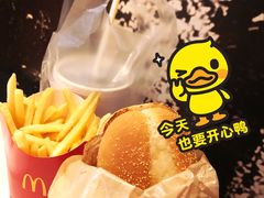 -麦当劳(中山公园龙之梦店)