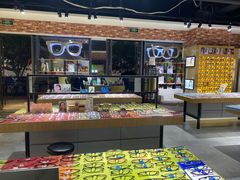 -斯维卡眼镜林·蔡司视觉合作店(青浦宝龙广场店)
