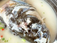 -万佛湖许老大铁锅鱼(黑金冠店)