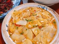 -黄桷树曹家私房菜(江与城店)