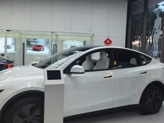 -TESLA 特斯拉(广州天环广场体验店)