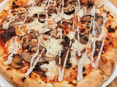 -城市大道红炉披萨烘焙坊