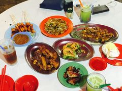 -黄亚华小食店(Jalan Alor)