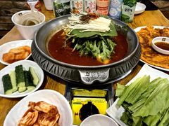 -喇喇排骨火锅·传统韩式脊骨汤(望京西园总店)