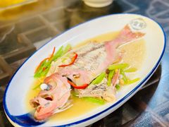 豆酱煮红目良鱼-吴记富苑(朝阳店)