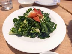 奶白菜炝北极贝-连鹭海鲜·海肠捞饭·海胆饭(星海店)