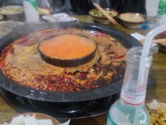 -黄潇洒老火锅(九眼桥宏济巷店)